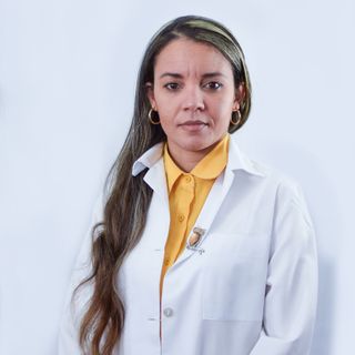 Acercar imagen: Yeslie Hernández Smith, Médico general Valencia
