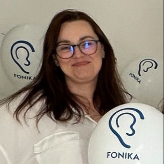 Powiększ obraz: Katarzyna Oprzałkowska-Kozioł, protetyk słuchu Warszawa