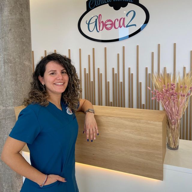 Estefania Núñez Lázaro, Dentista Arroyomolinos