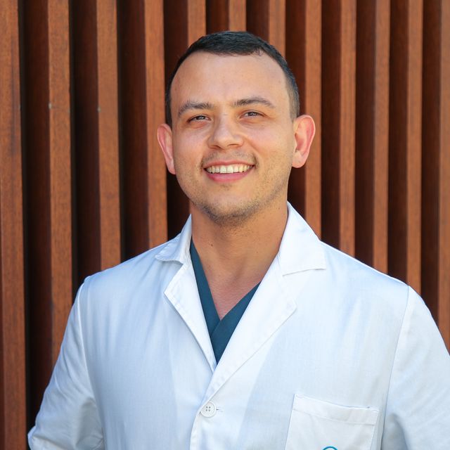 Edgardo Jose Alonzo Delgado, Médico general Barcelona