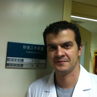 Ampliar imagem: Manuel Oliveira, Acupuntor Cadaval
