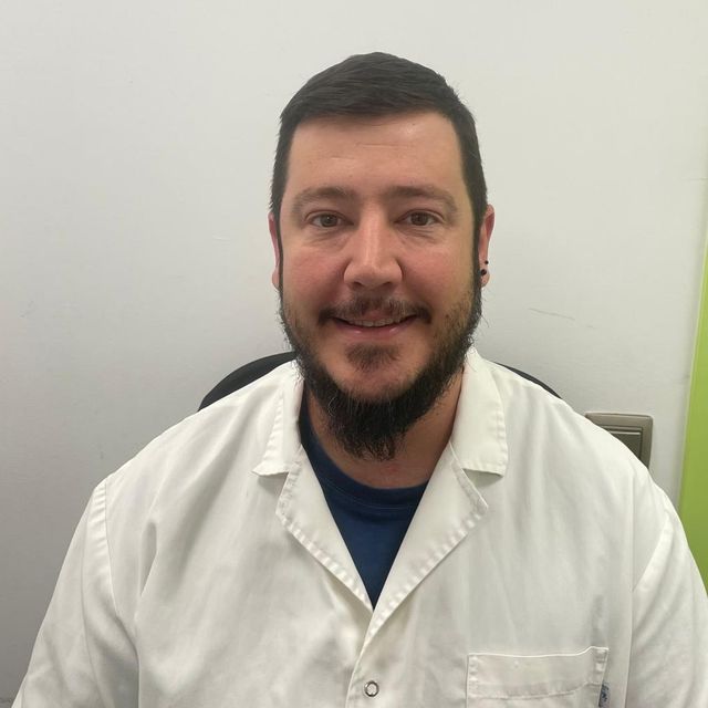 Carlos Gomez Aixendri, Podólogo Tortosa
