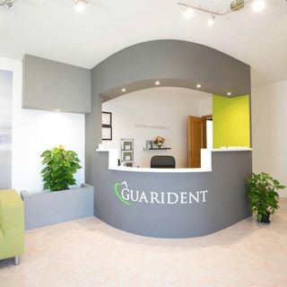 Ingrandire l'immagine: Francesca Guarino, dentista Castelvetrano