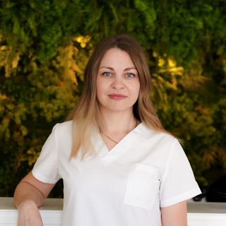 Powiększ obraz: Anastasiya Shlakunova, stomatolog Warszawa