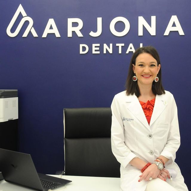 Esther Arjona Gerveno, Dentista Madrid