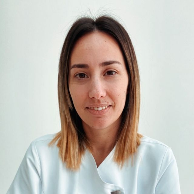 Aixa Díaz Martín, Higienista dental La Pobla de Vallbona
