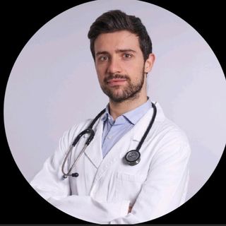 Ingrandire l'immagine: Alessandro De Marco, gastroenterologo Paderno Dugnano