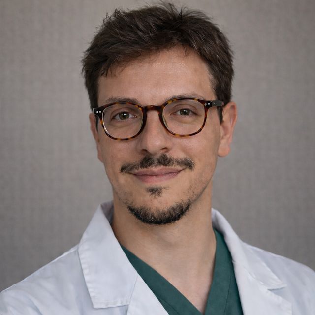 Simone Morra, urologo Napoli