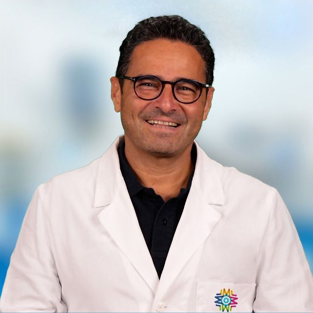 Massimiliano Amantea, chirurgo maxillo facciale Montalto Uffugo