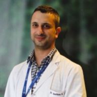 Nicolás Seffino, Médico general Barcelona