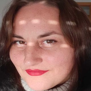 Acercar imagen: Mariya Nikolova Nikilova, Terapeuta complementario Alberic