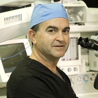 Acercar imagen: Luis Ayala Martínez, Otorrino Ciudad Real