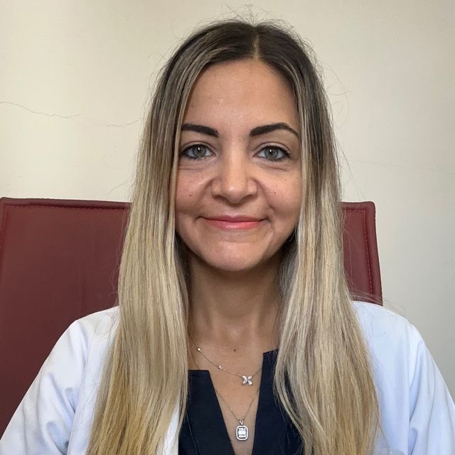 Nihan Aksu Ceylan, Göz Hastalıkları İstanbul