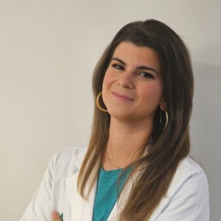 Acercar imagen: Rocío Azcarate Velázquez, Ginecólogo Almendralejo