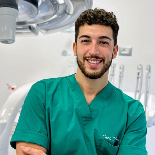 Daniele Sinno, dentista Napoli