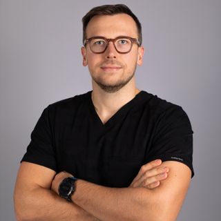 Powiększ obraz: Bartosz Andruszkiewicz, ortopeda Lublin