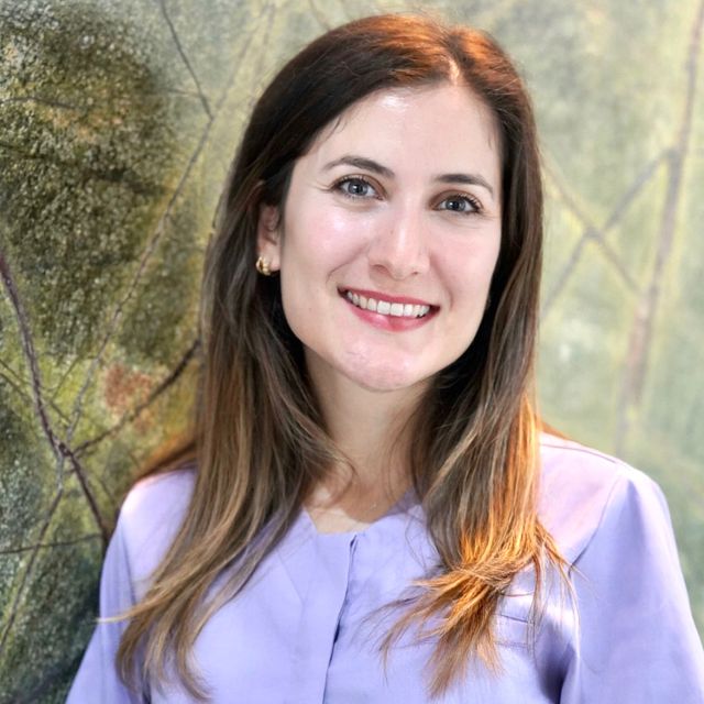 Nihan Çakır, Çocuk Diş Hekimliği (Pedodonti) İzmir