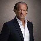 Dr. Fernando Cabrera Bueno