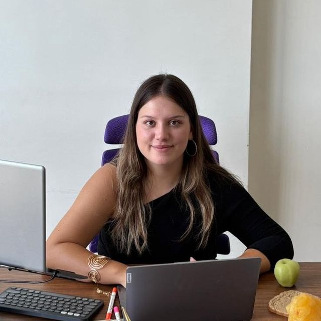 Arzu Kurtuldu, Diyetisyen İstanbul