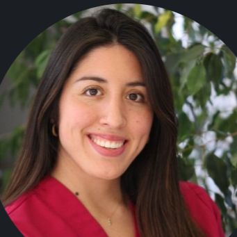 Silvia Romero Velastegui, Dentista La Granada