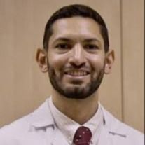 Erick Andree Ibarra Estupiñán, Cirujano plástico Barcelona