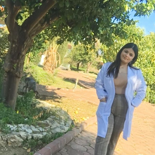 Emine Demir, Psikoloji Lefkoşa