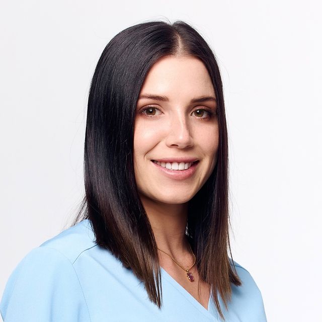 Justyna Niebudek , stomatolog Legnica