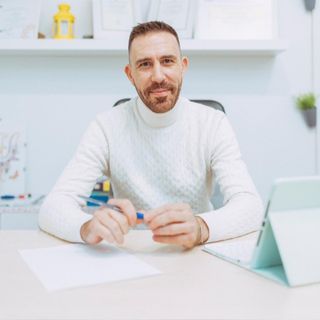 Acercar imagen: Eduardo M. Delgado, Terapeuta complementario Ciempozuelos