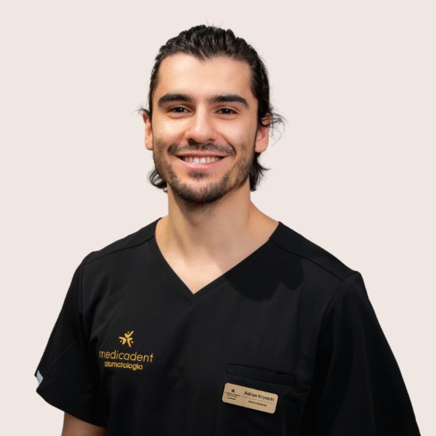 Adrian Krynicki, stomatolog Poznań