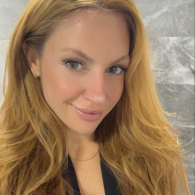 Tilbe Höngül, Psikoloji Manisa