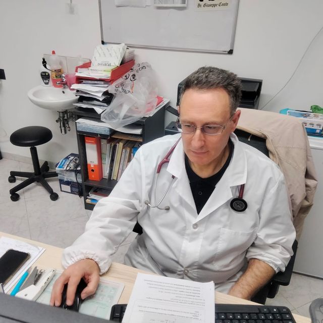 Giuseppe Conte, medico di medicina generale Stalettì