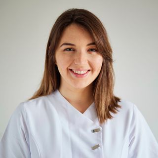 Celina Fenner Bello, Dentista San Cristóbal de la Laguna