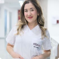 Eda Oğuz, Diş Hekimi Pendik