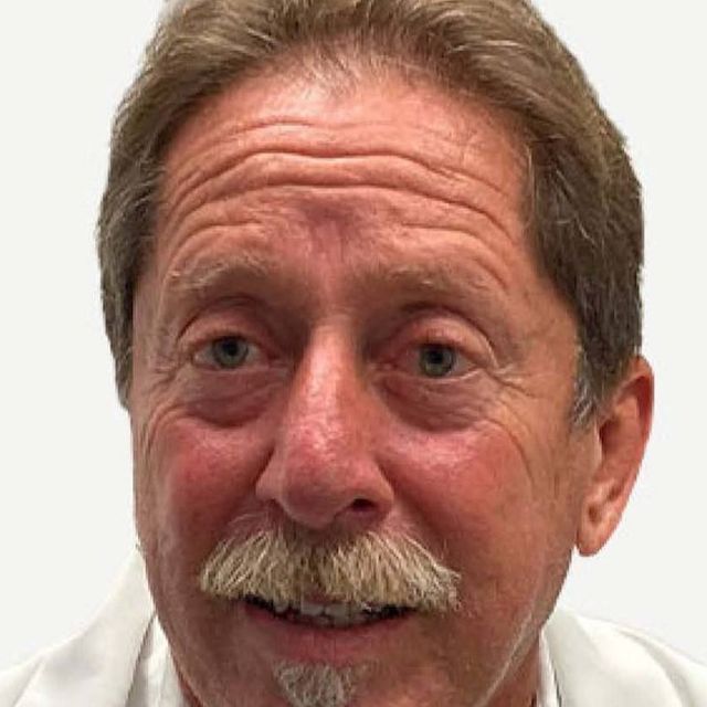 Antonios Stefanu Vassiliadis, chirurgo generale Vigolo Baselga