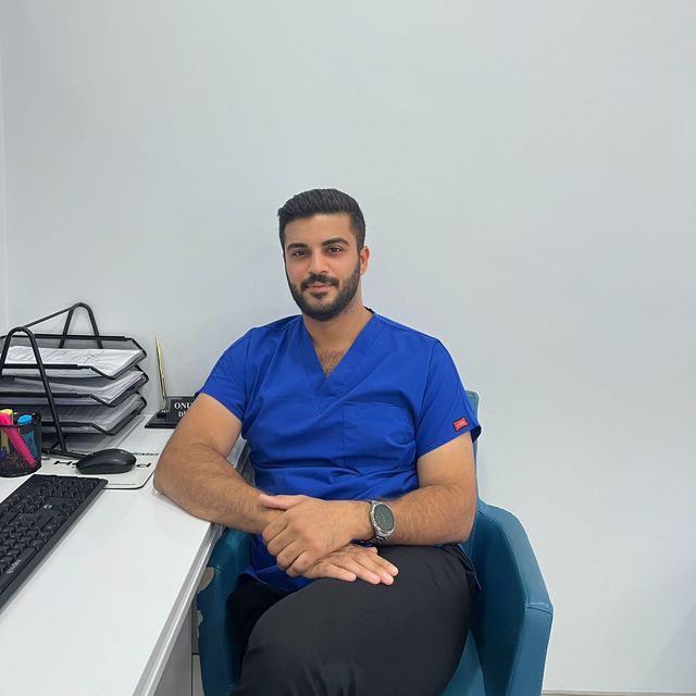 Onur Şirin, Diş Hekimi İstanbul