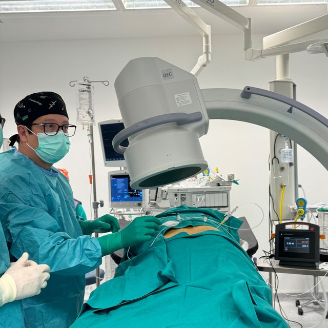 Carlos Alejandro Gonzalez Peñaloza, Anestesista Ronda