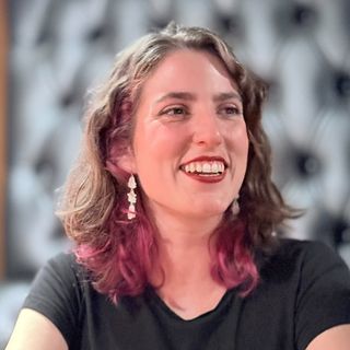 Acercar imagen: Mireia Canals Garzón, Logopeda Granada