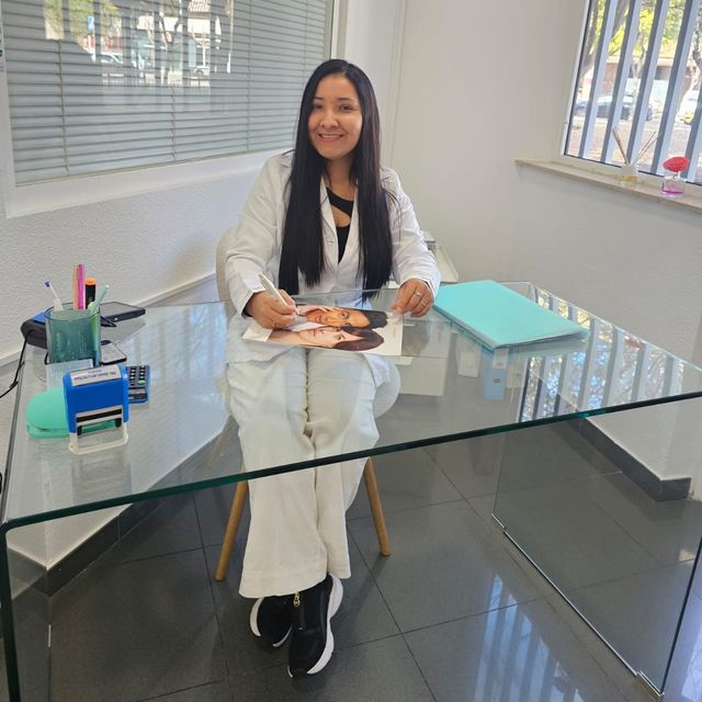 Raquel Sofia Avila Pestana, Médico estético Murcia