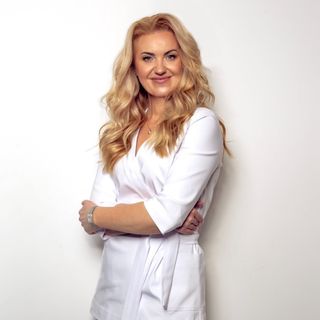 Powiększ obraz: Agnieszka Ledniowska, lekarz wykonujący zabiegi medycyny estetycznej Katowice