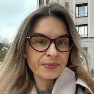 Petra Hudak, Neurochirurg Senftenberg
