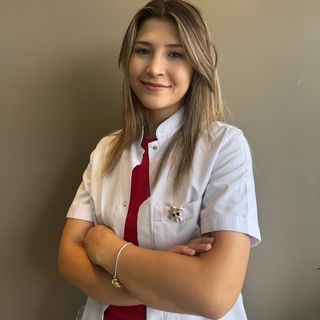 Hilal Baş, Diş Hekimi Ankara