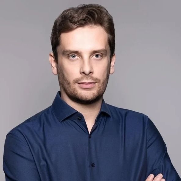 Piotr Pietruski, chirurg plastyczny Warszawa