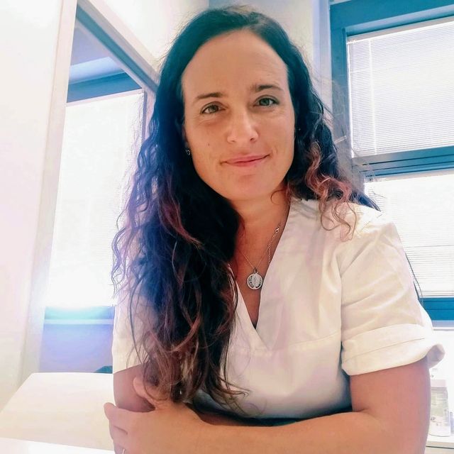 Lidia Della Pina, ostetrica Massa