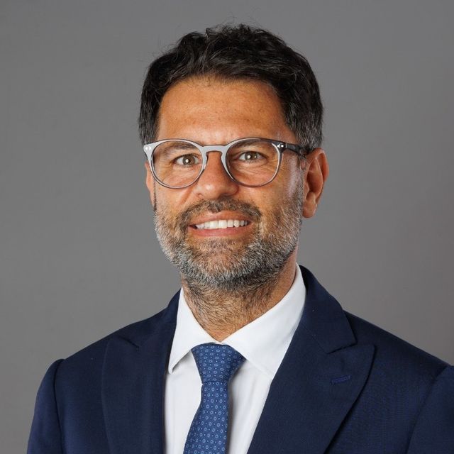 Pasquale Cozzolino, dentista Cercola