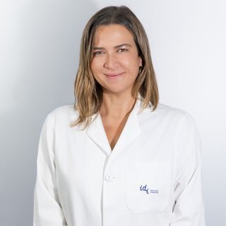 Acercar imagen: Estefania Berrocal Postigo, Otorrino Sevilla