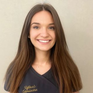 Powiększ obraz: Julia Sawicka, stomatolog Warszawa