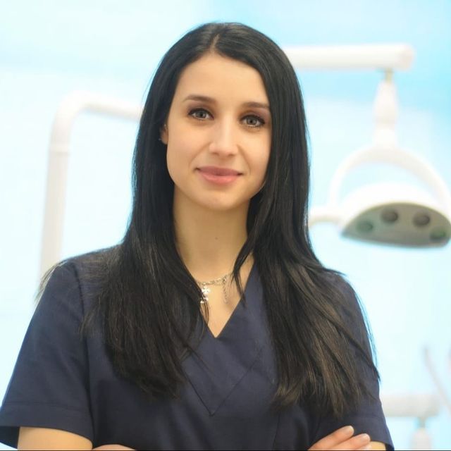 Amelia Bellisario, dentista Avezzano