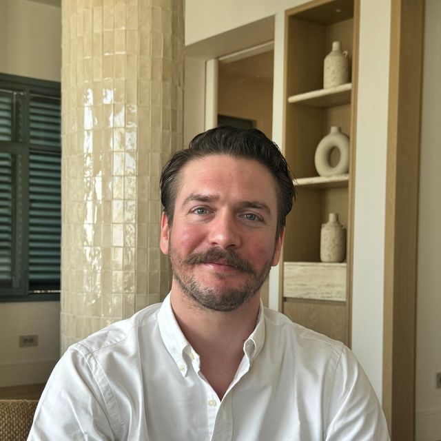 Emir Seçkin, Psikoloji İstanbul