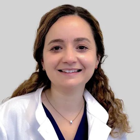 Elena Pereira Bezanilla, Oftalmólogo Vitoria