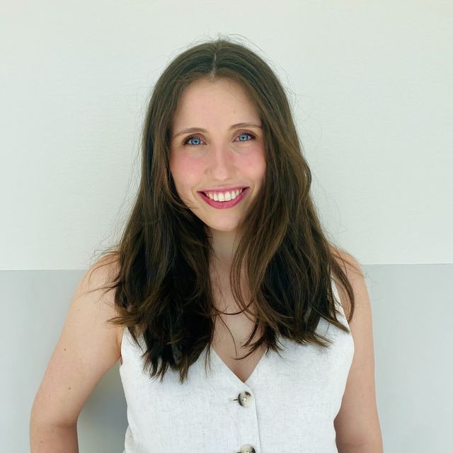 Lorena Vila Cobreros, Dermatólogo Oliva